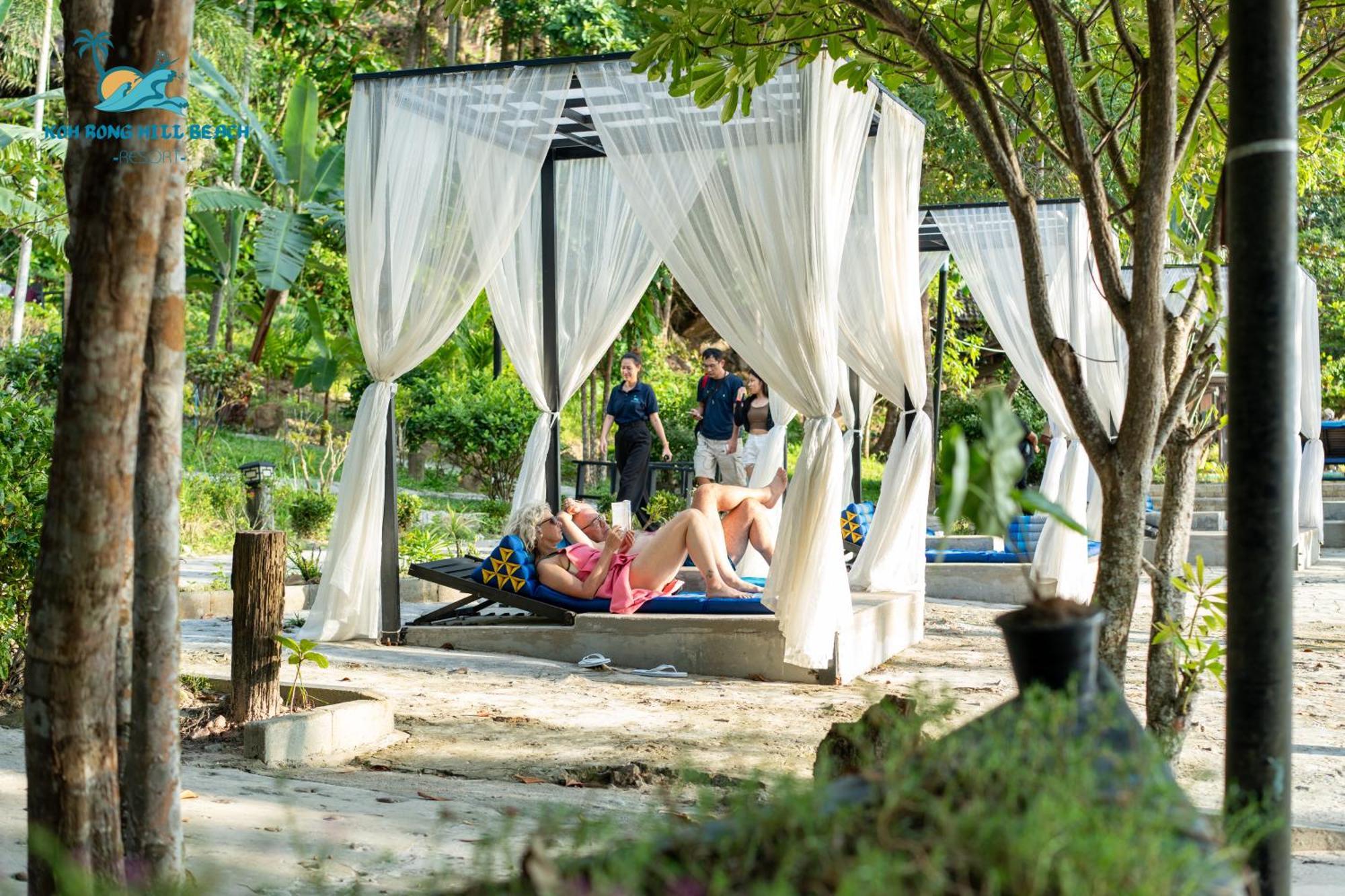 Koh Rong Hill Beach Resort Derm Tkov Village Exterior photo